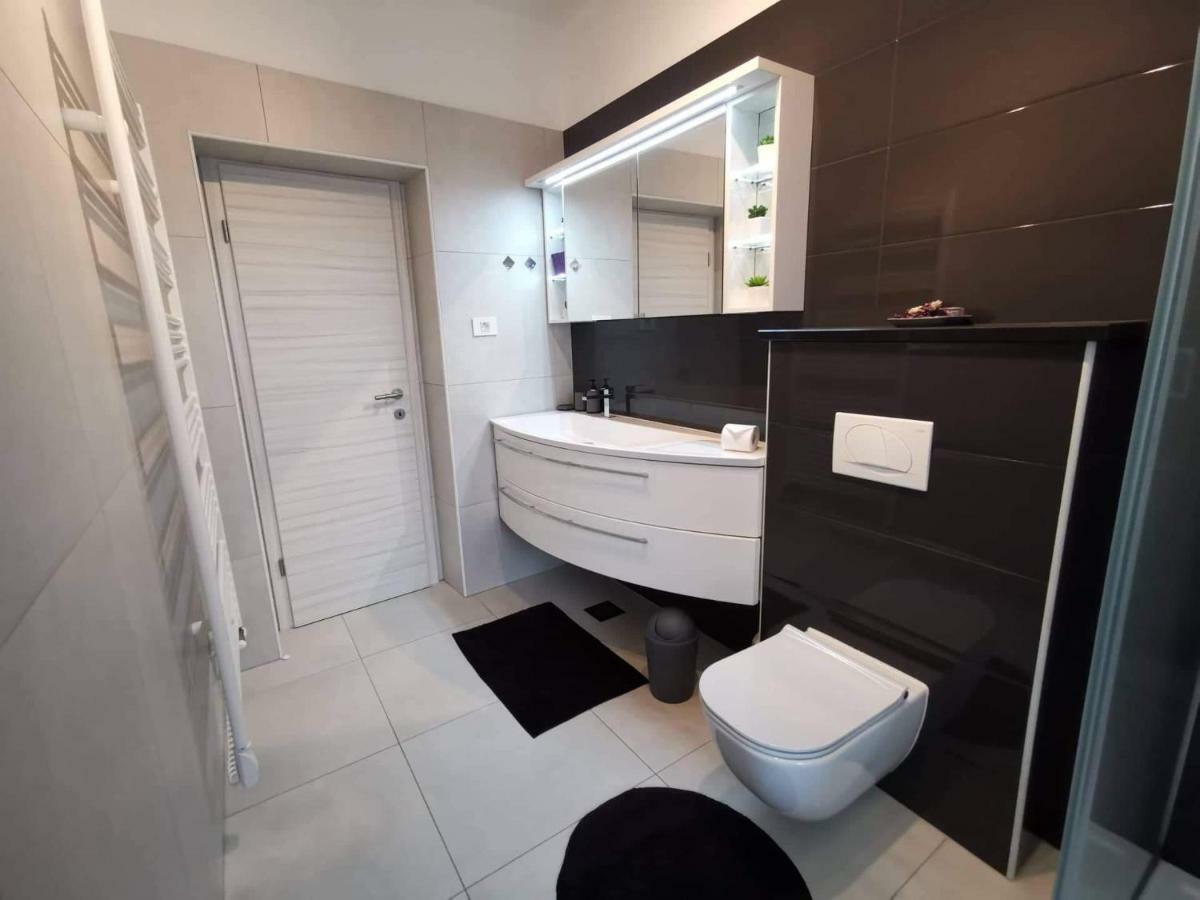 Apartment Matea Кобарід Екстер'єр фото